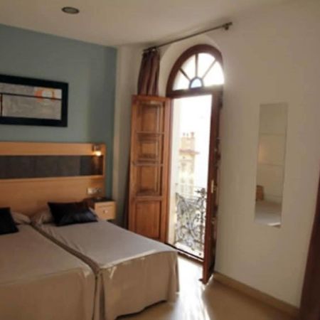 Hostal Plaza Ruiz เซวตา ภายนอก รูปภาพ